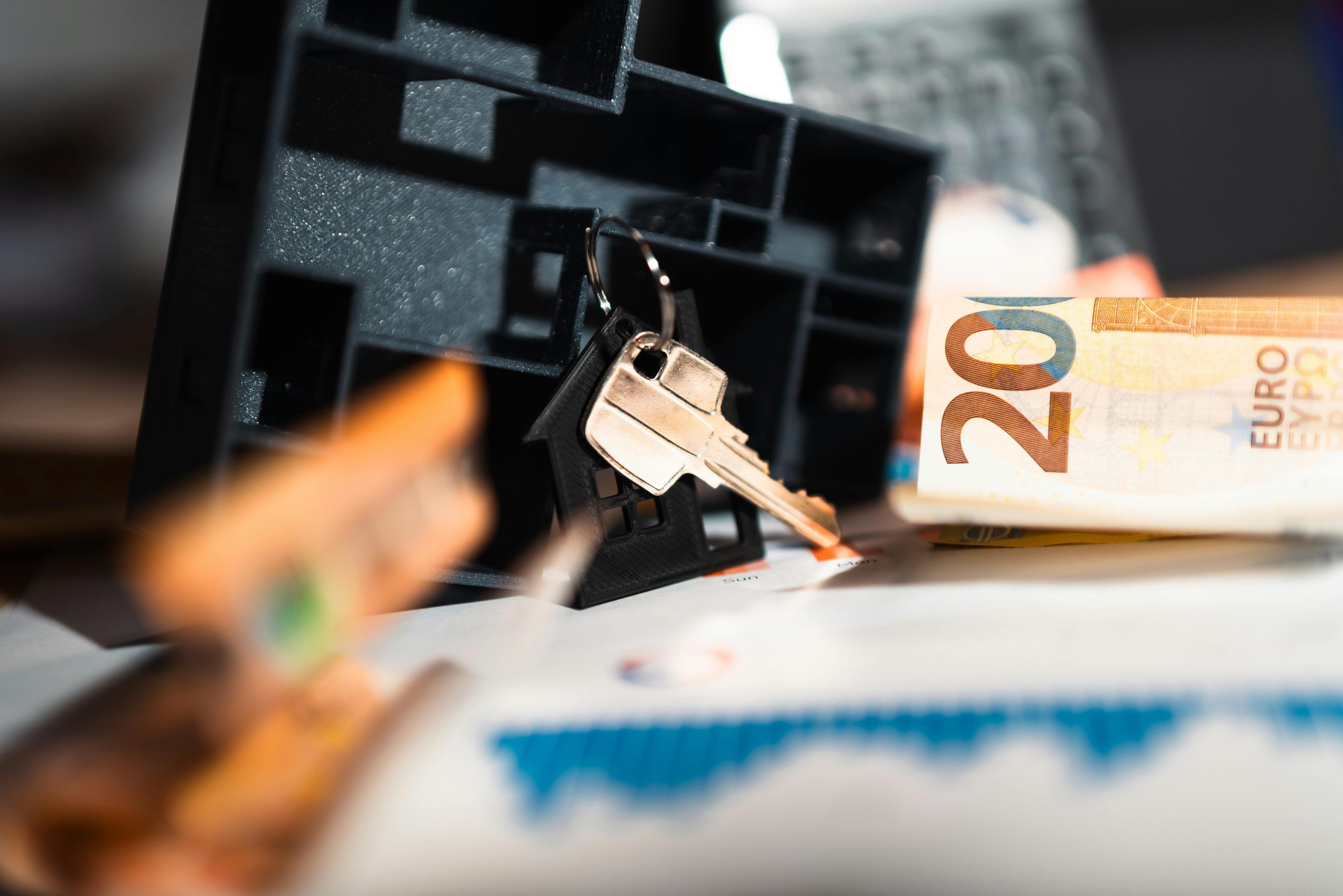 Analyzing Economic Indicators for Real Estate Forecasting