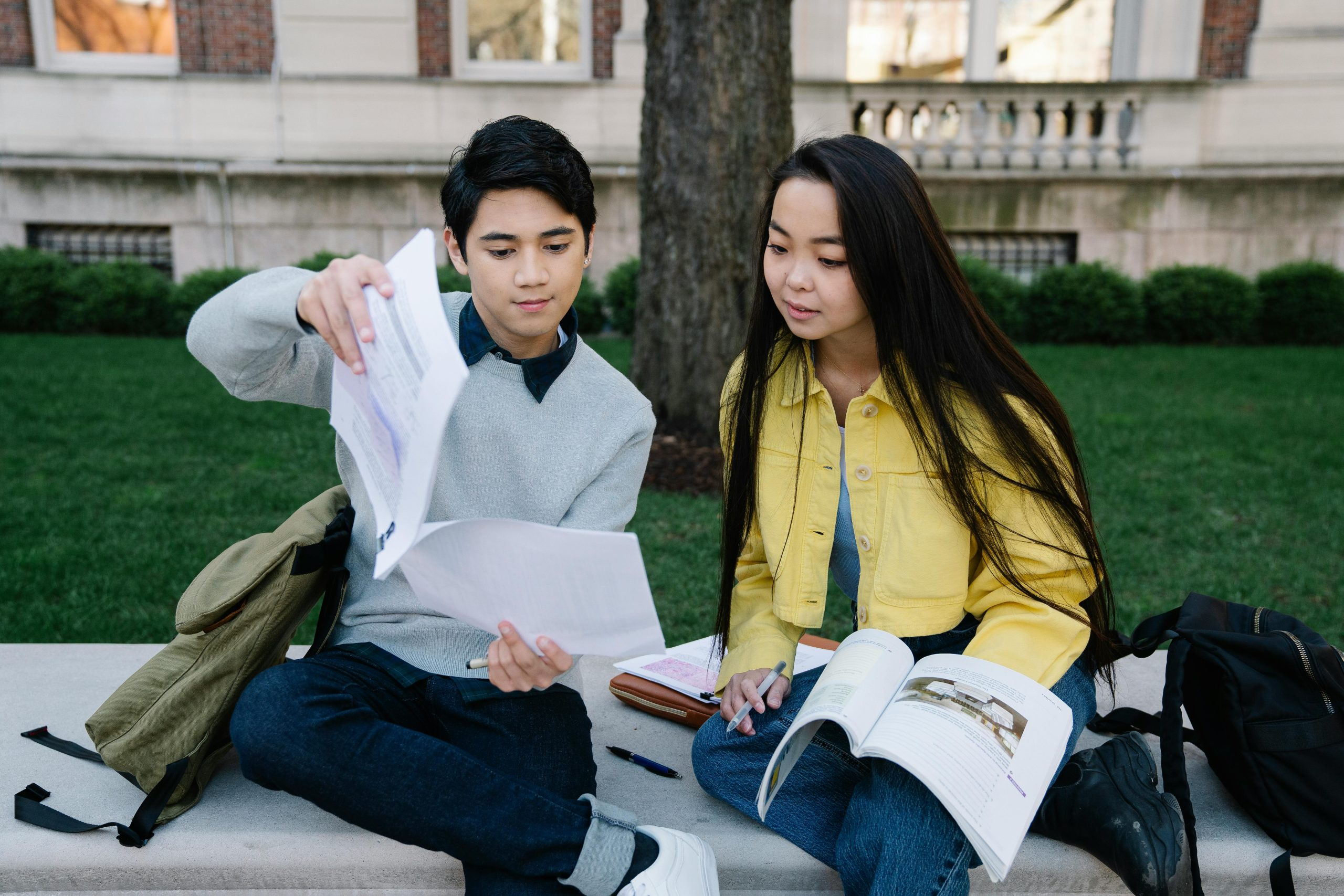 Exploring the Advantages of Dual Enrollment Programs for Students