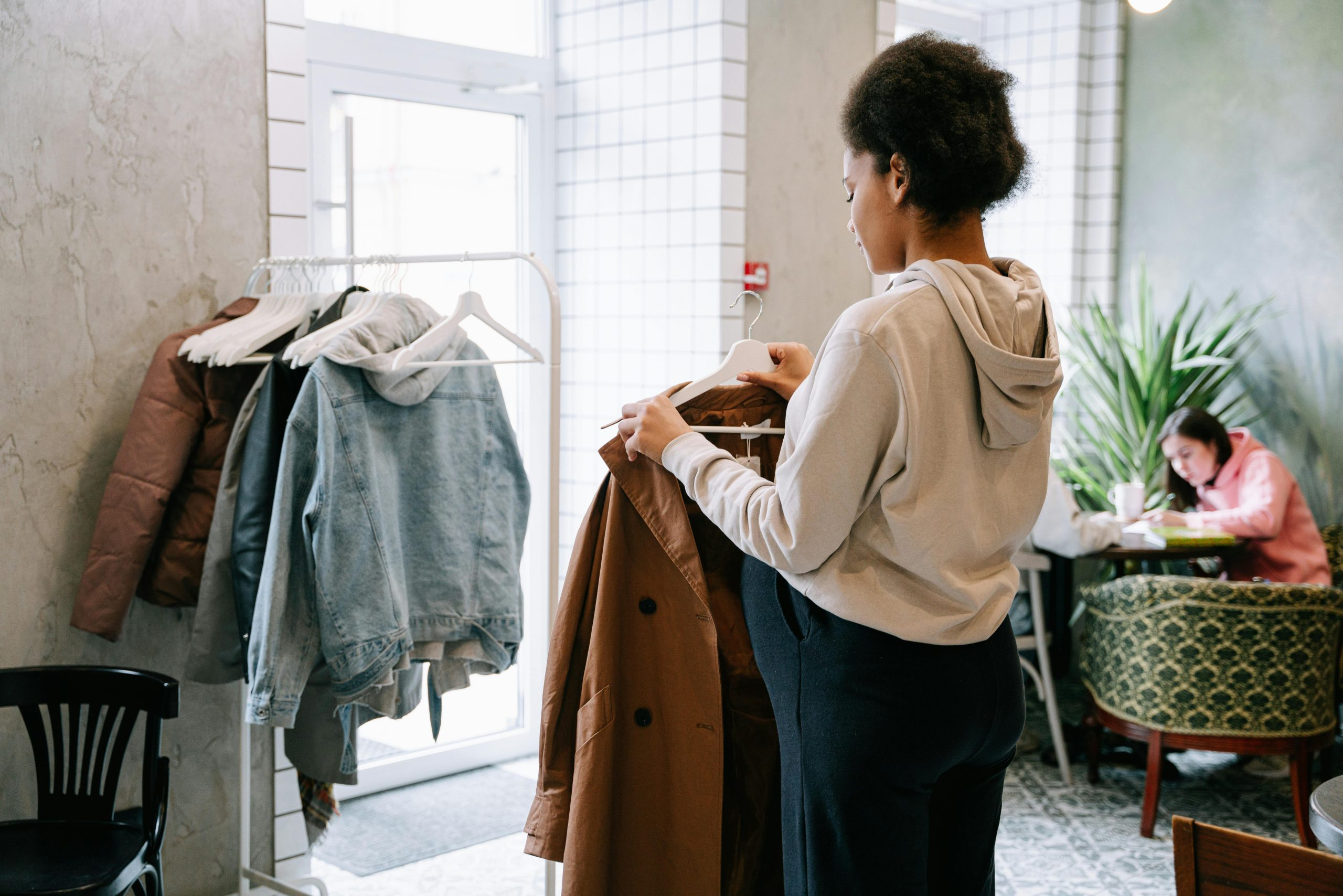 Strategies for Finding the Perfect Fit When Shopping for Clothes
